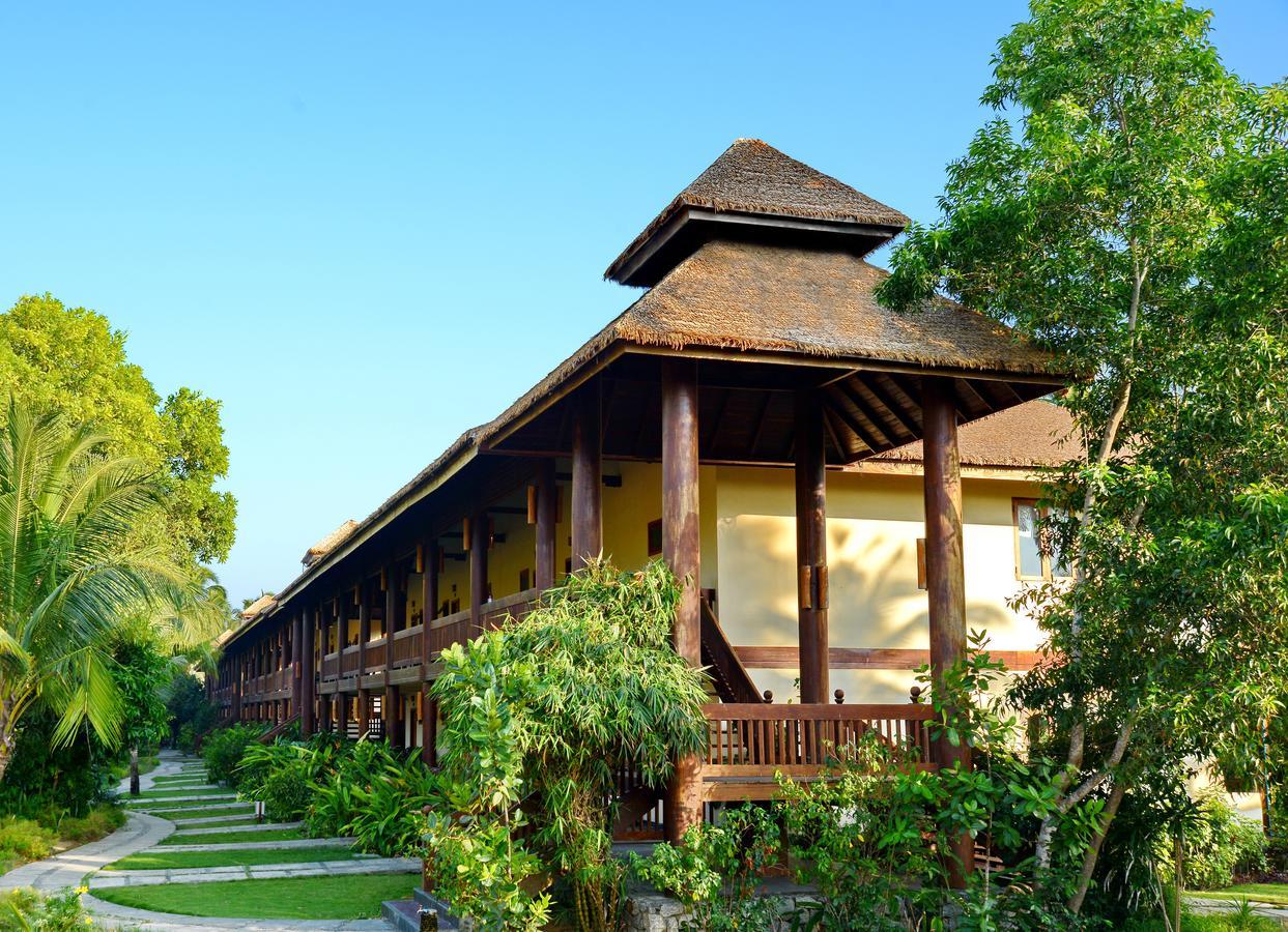 Aureum Palace Hotel & Resort Ngwe Saung Нґвезаун Екстер'єр фото