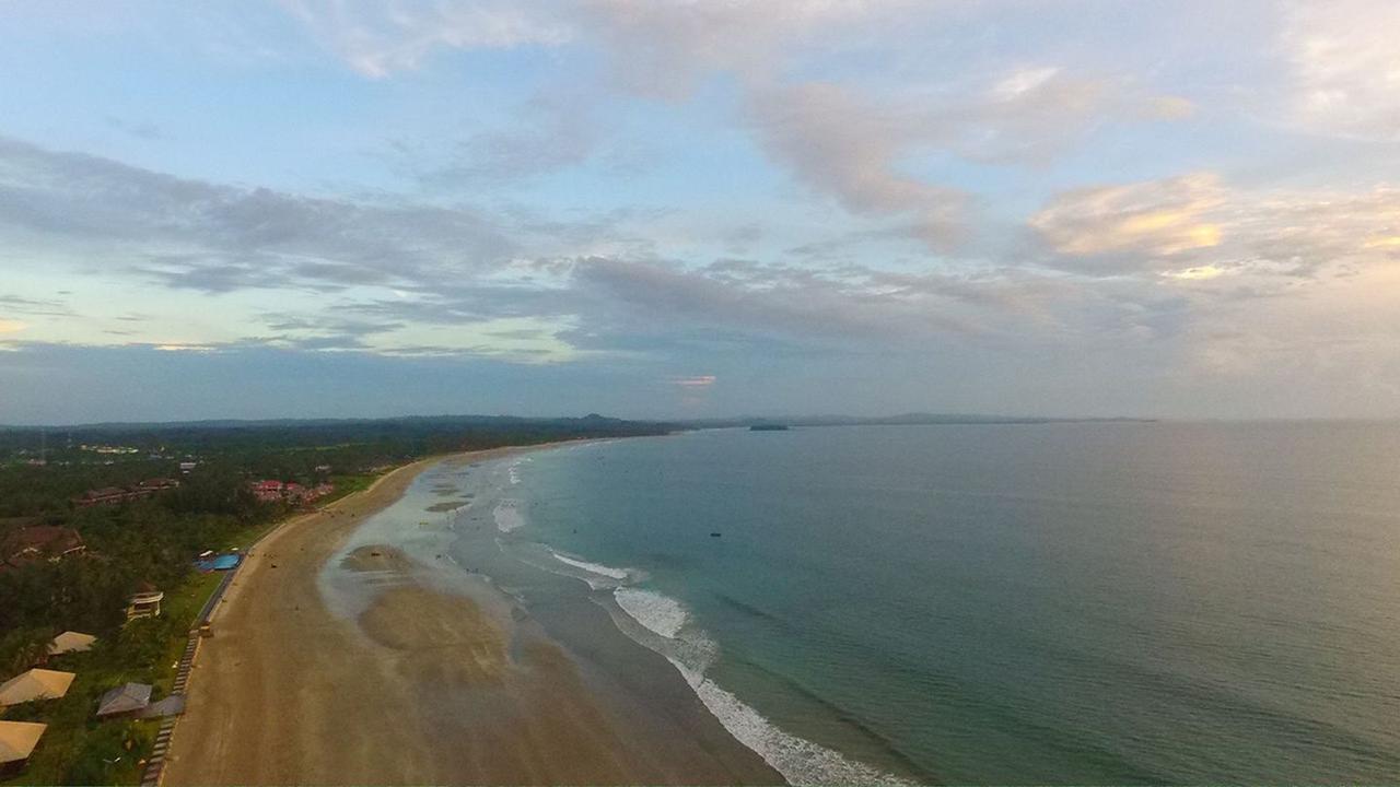 Aureum Palace Hotel & Resort Ngwe Saung Нґвезаун Екстер'єр фото