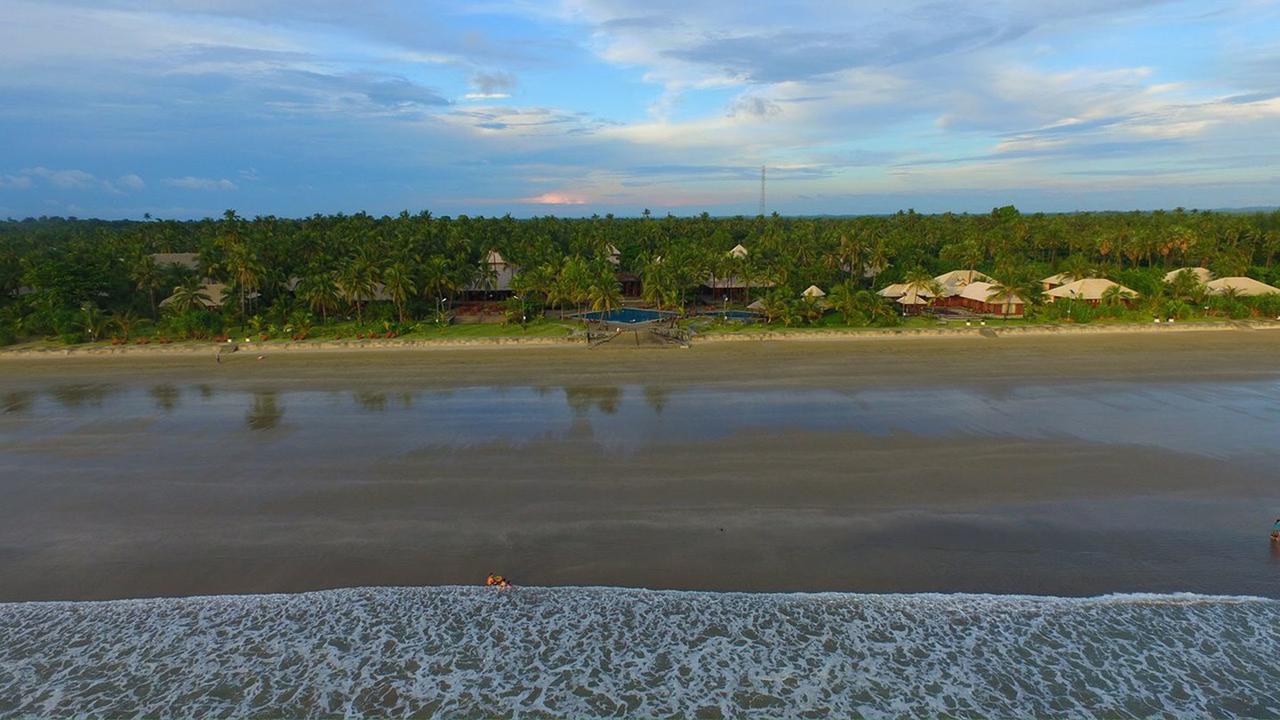 Aureum Palace Hotel & Resort Ngwe Saung Нґвезаун Екстер'єр фото